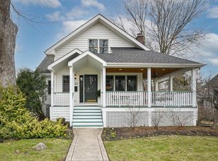 765 Prairie Ave, Glen Ellyn, IL