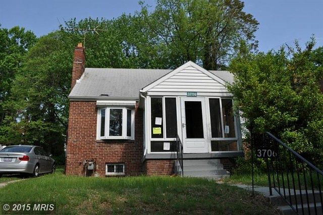 2nd image of 3706 Southern Ave SE