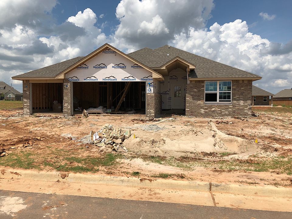 1st image of 10405 Lightning Creek Dr