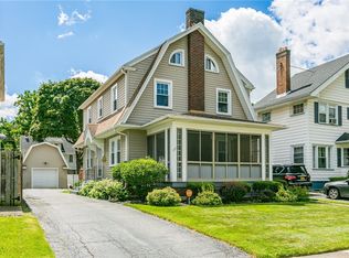 117 Roxborough Rd, Rochester, NY 14619