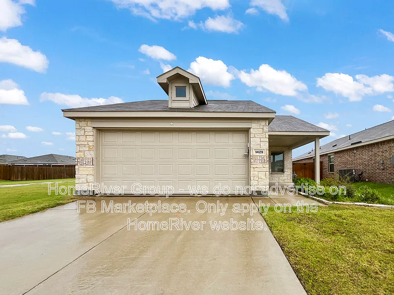 1429 Dovekie Dr
