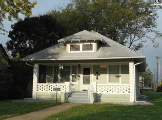 304 S Main St, Lindsborg, KS 67456