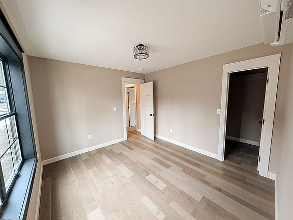 4th image of 11 Mueller Rd