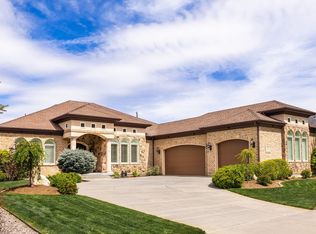802 Eaglepointe Dr, North Salt Lake, UT 84054
