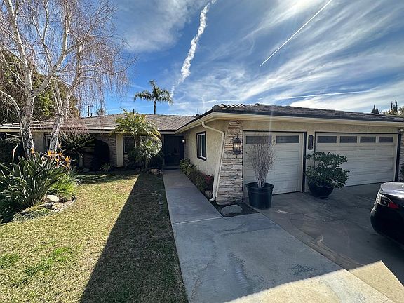 2nd image of 1342 E Leadora Ave
