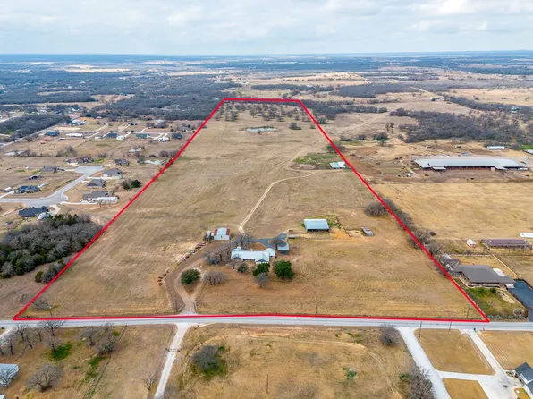 938 County Road 3341, Paradise, TX 76073