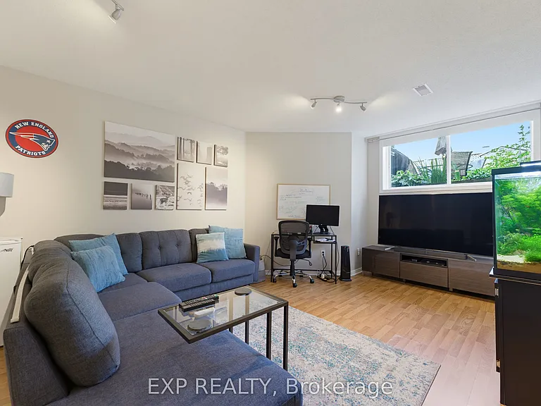 2215 Silverado Cres — Photo 28