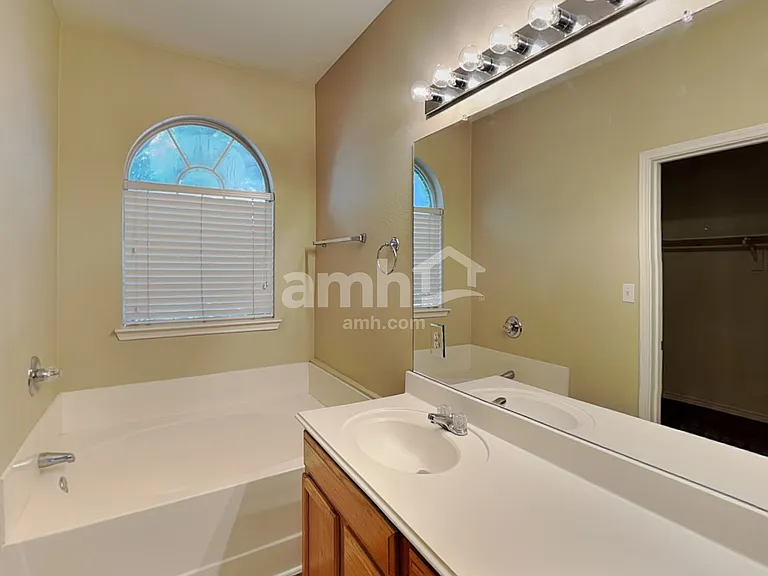 1413 Park Palisades Dr — Photo 13