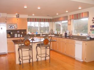 18114 Mariposa Ln, Mount Vernon, WA 98274