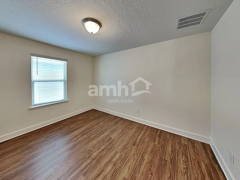 8505 Highfield Ave — Photo 9