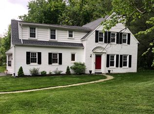 14 E Possum Hollow Rd, Wallingford, PA 19086