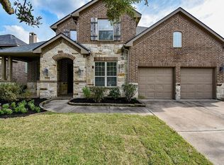 7906 Lake Commons Dr, Rosenberg, TX 77469