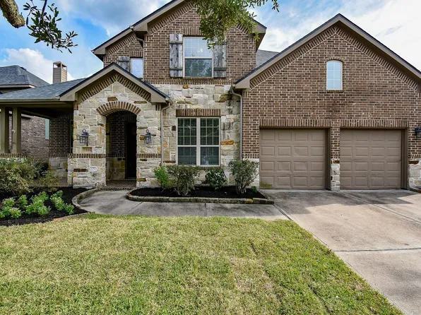 7906 Lake Commons Dr, Rosenberg, TX 77469