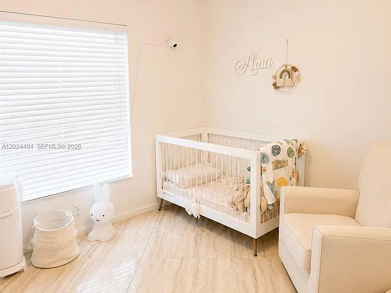 4938 SW 33rd Way — Photo 5