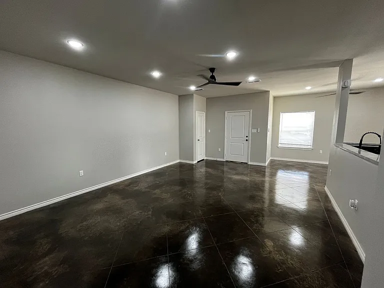 705 County Road 326 E — Photo 17
