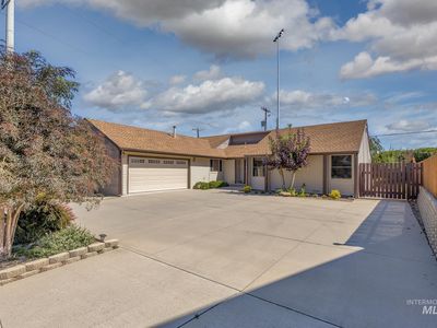 1054 NW 2nd Ave, Ontario, OR, 97914