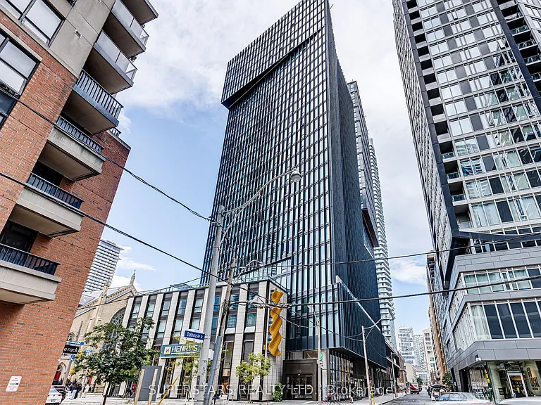 60 Shuter St #2010 — Photo 20
