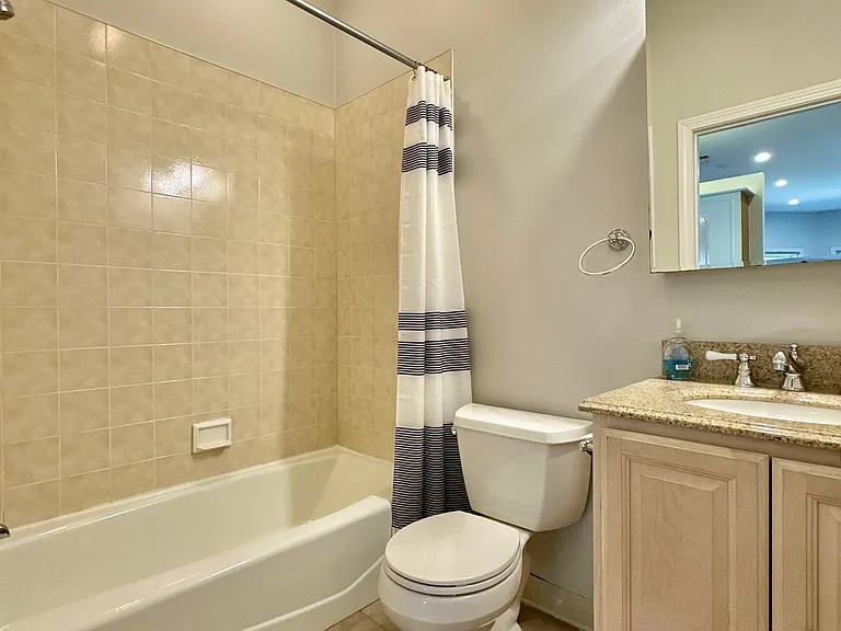 294 Chestnut Ave #1 — Photo 9