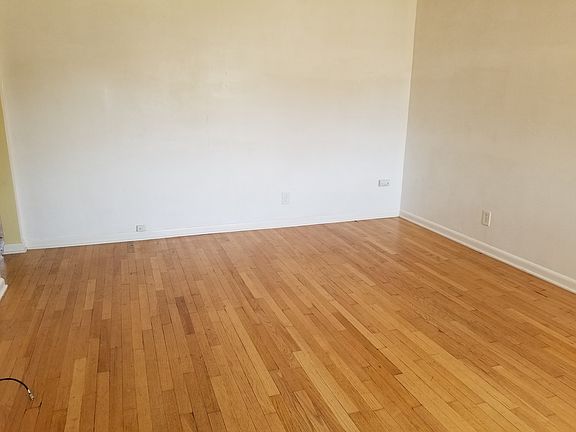 3rd image of 1507 Short St