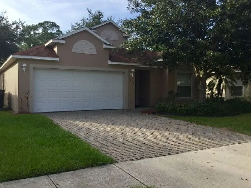 5556 Andrea St