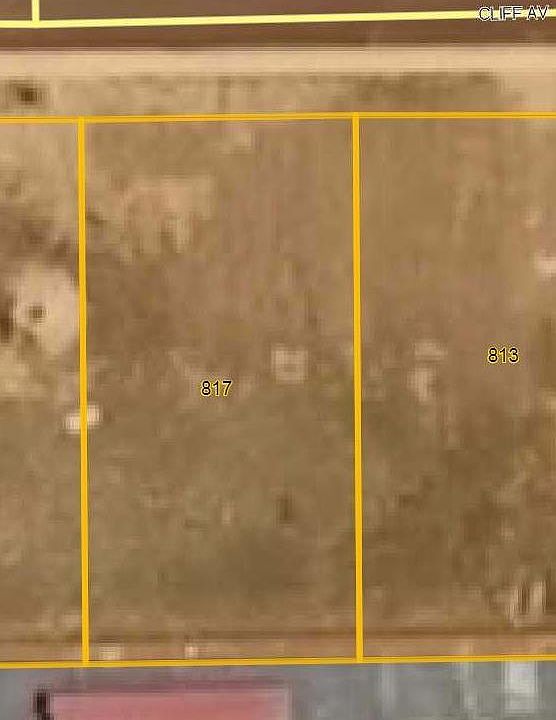 2nd image of 817 Cliff Ave
