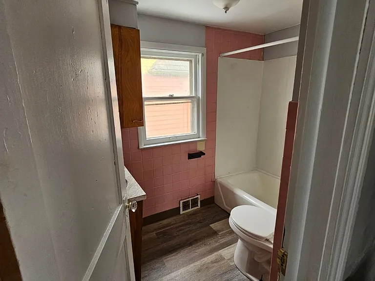 479 B St — Photo 8