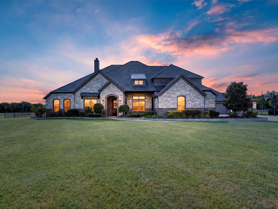 1st image of 11110 Whispering Ln