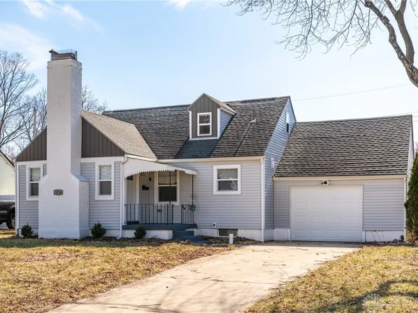 3236 Campus Dr, Dayton, OH 45406