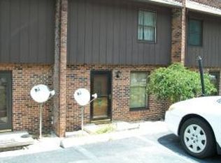 102 Amy St APT 3, Bristol, VA 24201