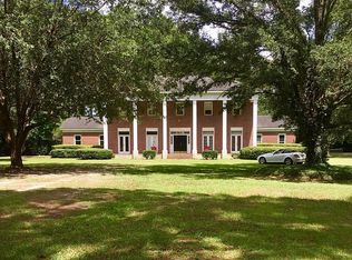 2900 Lum Cumbest Rd, Moss Point, MS 39562