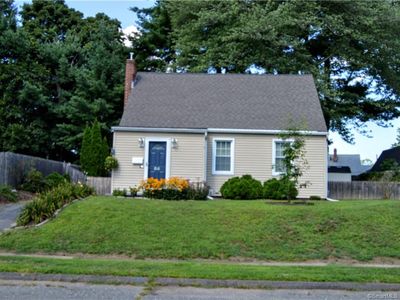 84 Winding Ln, East Hartford, CT, 06118