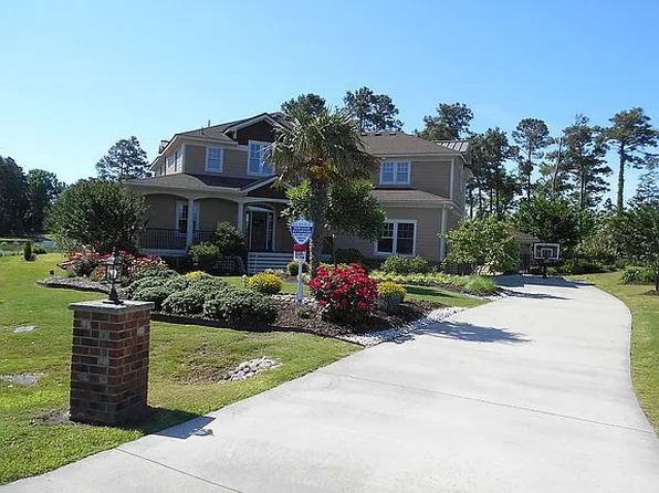 121 Brae Burn Dr, Powells Point, NC 27966
