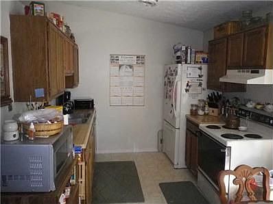 3rd image of 8503 New Field Ct