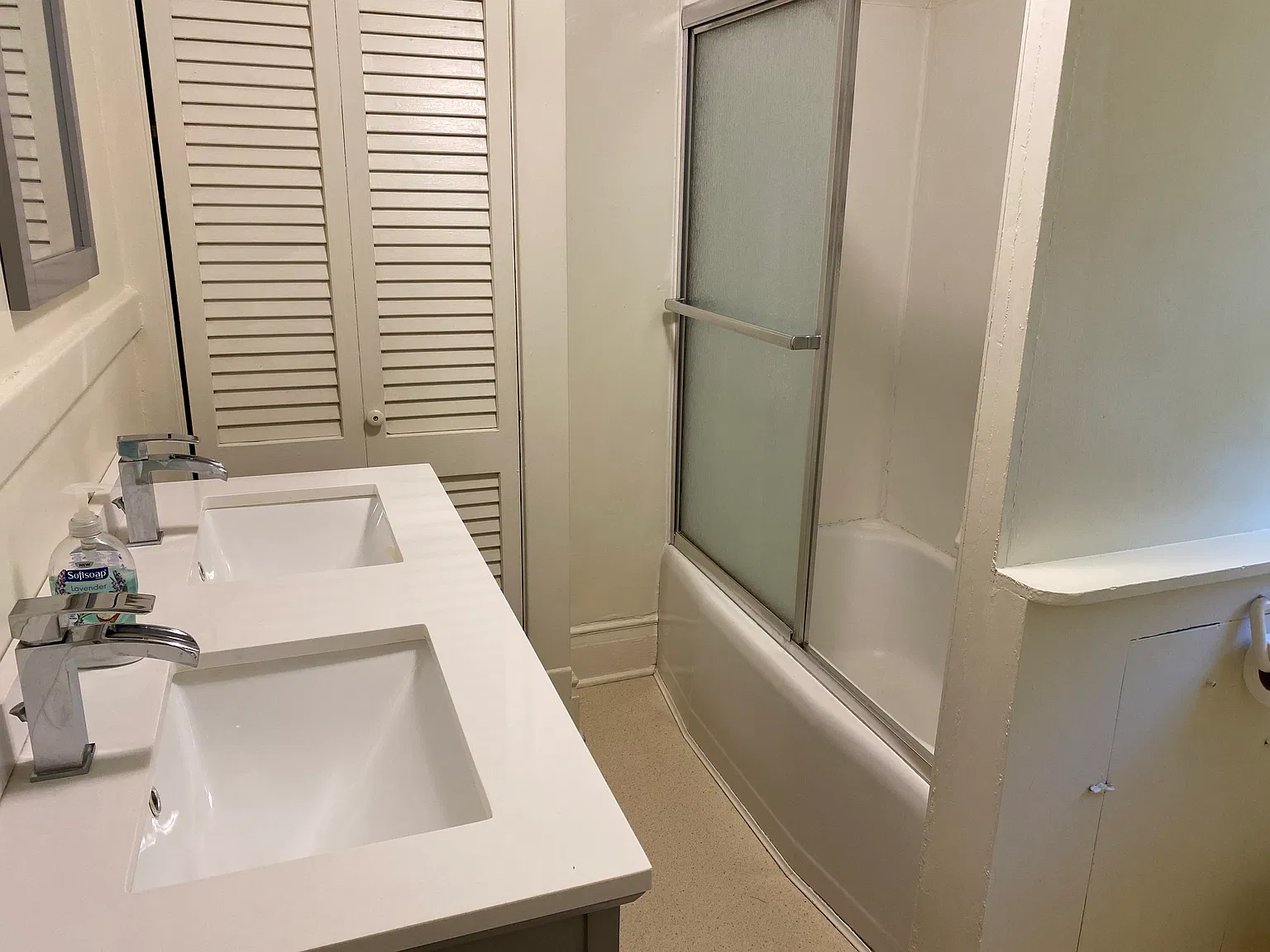 6 bed, 2.5 bath, 2016 sqft, $6,700 — Photo 4