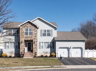 35 Sally St, Howell, NJ 07731
