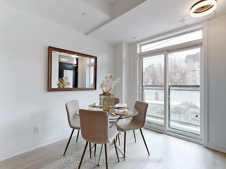 260 Finch Ave E #Townhouse 3 — Photo 11