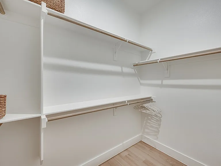 Walk in Closet Walk in Closet