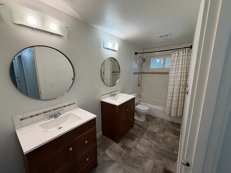 12211 NE 139th Pl — Photo 13
