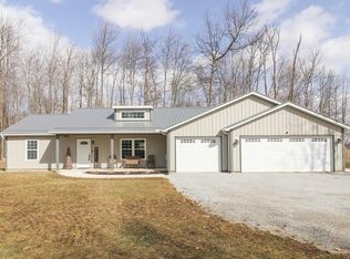 7126 Remlinger Rd, Crestline, OH 44827