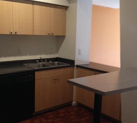 3rd image of 2402 W Azeele St Unit 413