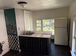 523 W Vine St APT 3, Kalamazoo, MI 49008