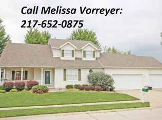 221 Dover Dr, Chatham, IL 62629