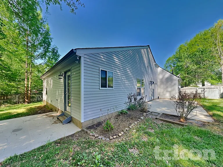 260 Brookstone Dr — Photo 15