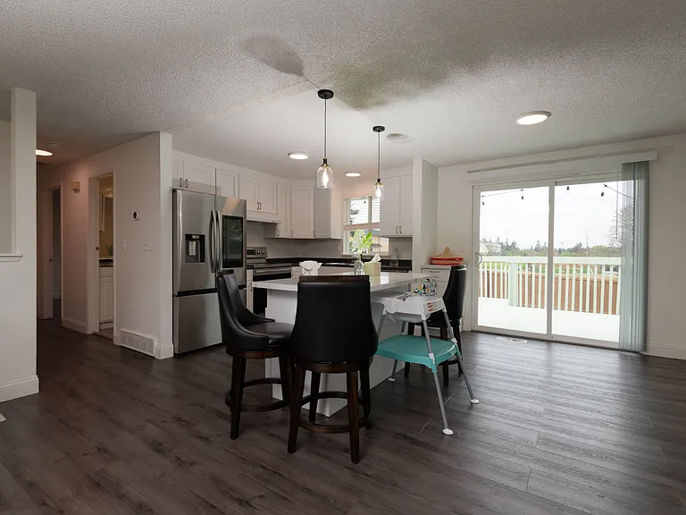 12638 SE 210th Ct — Photo 12