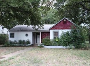 1800 Robinwood Dr, Fort Worth, TX 76111