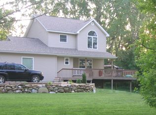 9045 Antcliff Rd, Howell, MI 48855