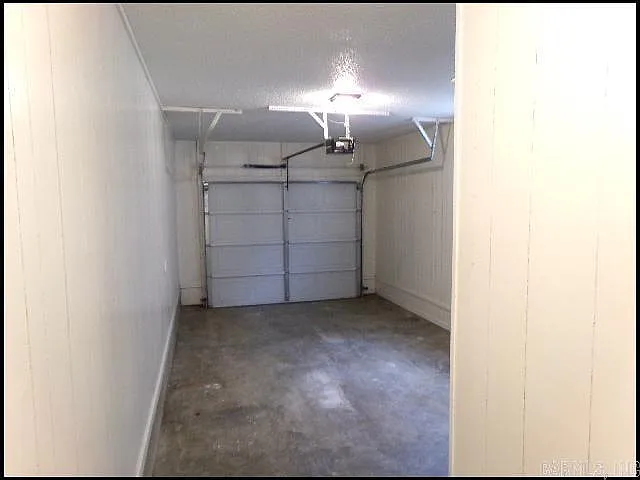 106 Dales Dr — Photo 13