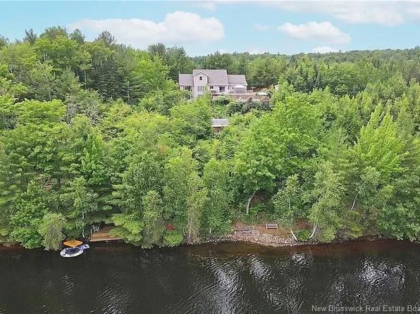 18 Hillview St, Kingsclear, NB E3E 1V1
