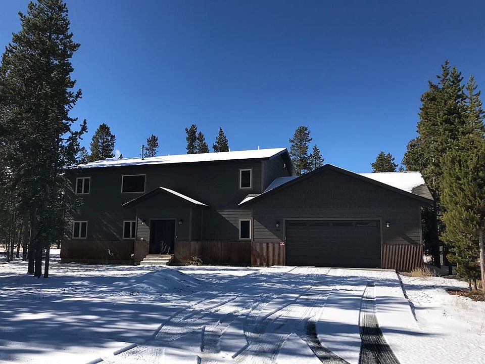 1st image of 702 W Sylvan Cir