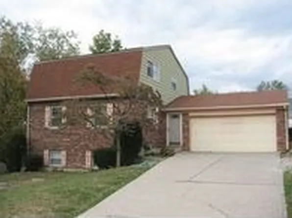 3736 Boomer Rd, Cincinnati, OH 45247